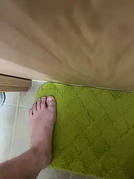 hairylittledic online show from 3, 6, 2026