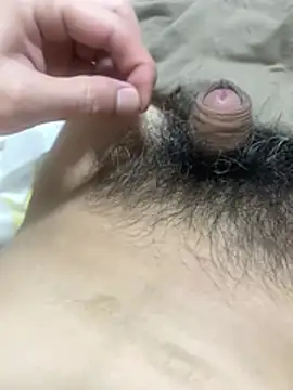 hairylittledic online show from 18, 7, 2026