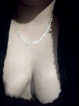 Snapshot of RV616 chatting on 5, 12, 2025 RV616 online show from 5, 12, 2025