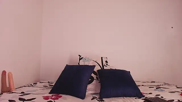 Mia Roush09 online show from 23, 12, 2025