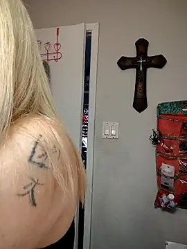 Snapshot of SpiderRose chatting on 7, 2, 2026 SpiderRose online show from 7, 2, 2026