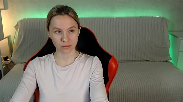 Snapshot of MiaBun1 chatting on 6, 5, 2026 MiaBun1 online show from 6, 5, 2026