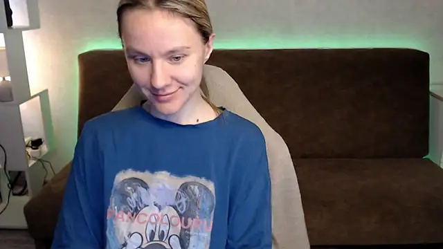 Snapshot of MiaBun1 chatting on 12, 5, 2026 MiaBun1 online show from 12, 5, 2026