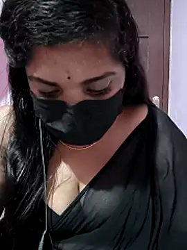 Snapshot of Shaksana-reddy chatting on 19, 12, 2025 Shaksana-reddy online show from 19, 12, 2025