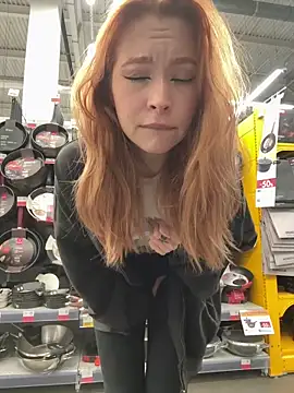 Snapshot of _Little_Ginger chatting on 5, 2, 2026 Little Ginger online show from 5, 2, 2026