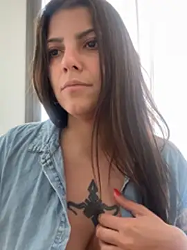 Snapshot of lililovexx chatting on 17, 1, 2026 lililovexx online show from 17, 1, 2026