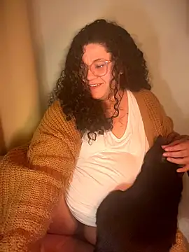 Snapshot of VanesssaMilf_ chatting on 15, 2, 2026 VanesssaMilf online show from 15, 2, 2026