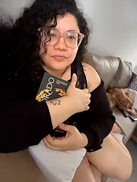 Snapshot of VanesssaMilf_ chatting on 17, 2, 2026 VanesssaMilf online show from 17, 2, 2026