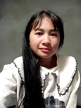 Him MountainGirl online show from 9, 2, 2026