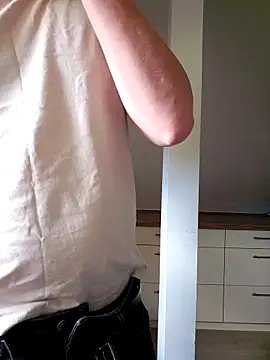 bigCock91420 online show from 26, 4, 2026