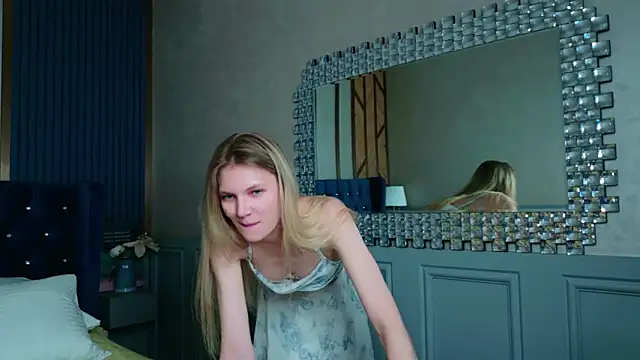 Vivien Hans online show from 3, 2, 2026