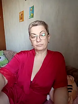 Snapshot of Bastet422111 chatting on 5, 4, 2026 Bastet422111 online show from 5, 4, 2026