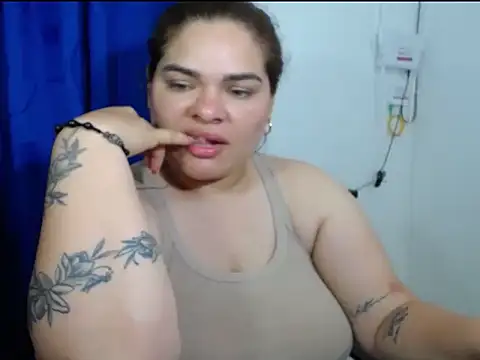 NinaFuentes2X online show from 11, 6, 2026
