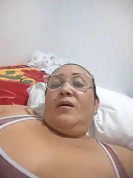 Nini Love  online show from 6, 3, 2026