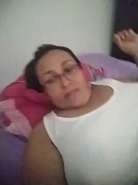 Nini Love  online show from 15, 4, 2026