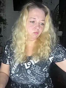 JenniferCarmen online show from 7, 4, 2026