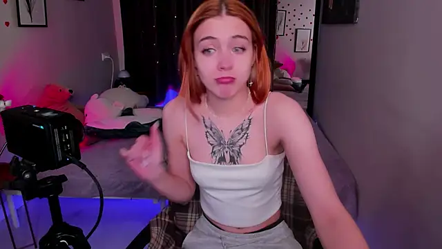 Bella xBaby online show from 22, 3, 2026