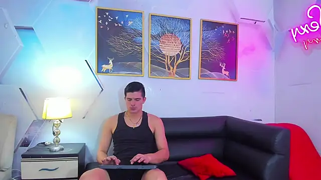 Alex jeins at online show from 26, 2, 2026