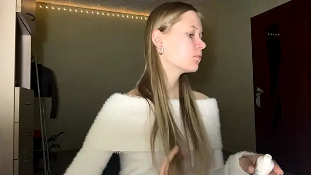 ZaidaSchwarten online show from 12, 1, 2026