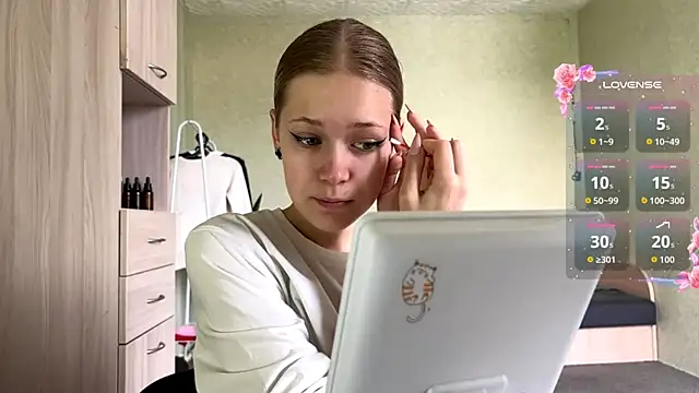 Snapshot of ZaidaSchwarten chatting on 11, 7, 2026 ZaidaSchwarten online show from 11, 7, 2026