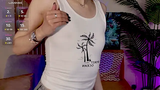 Snapshot of MaxinCarroll chatting on 21, 4, 2026 MaxinCarroll online show from 21, 4, 2026