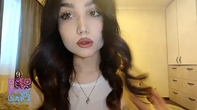 Qwami Amie online show from 3, 2, 2026