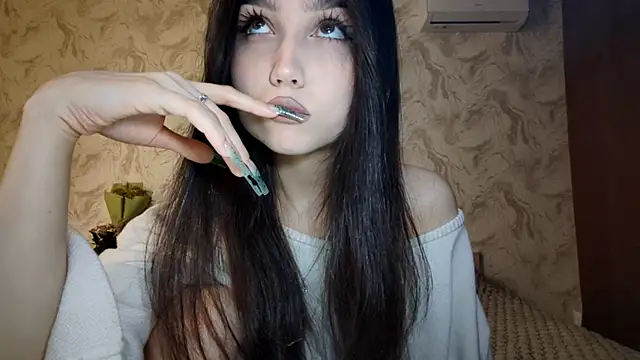 Qwami Amie online show from 19, 3, 2026