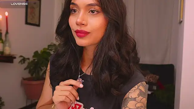 Snapshot of SeleneVaughan chatting on 29, 4, 2026 SeleneVaughan online show from 29, 4, 2026