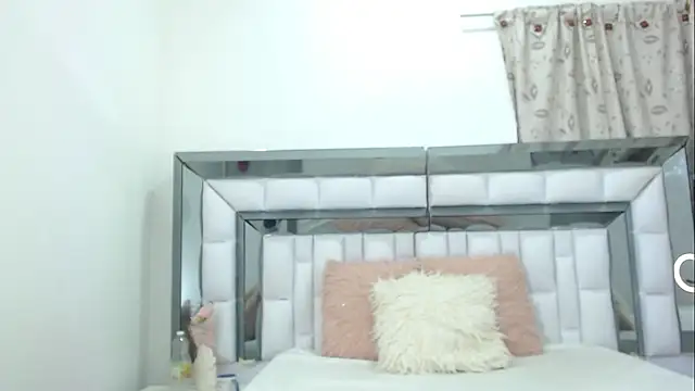 rebecagoldene online show from 23, 12, 2025