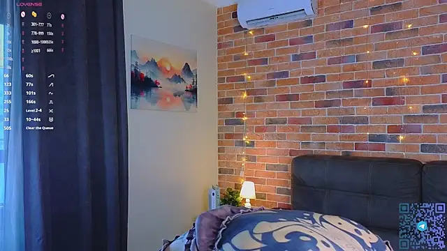 VelvetZephra online show from 7, 4, 2026