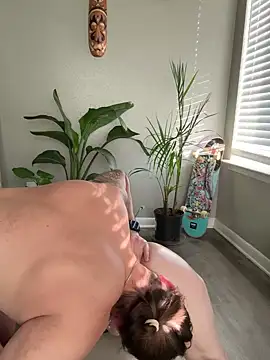 Nickithicks online show from 12, 1, 2026