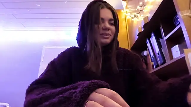 Mona Slearys online show from 20, 12, 2025