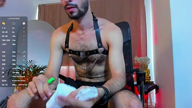  YOURHERO online show from 16, 4, 2026