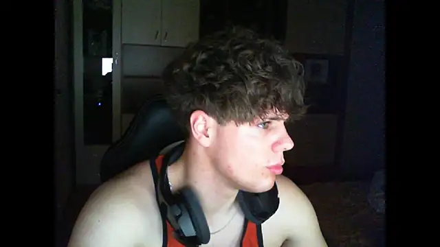 GymGuy0505 online show from 15, 12, 2025