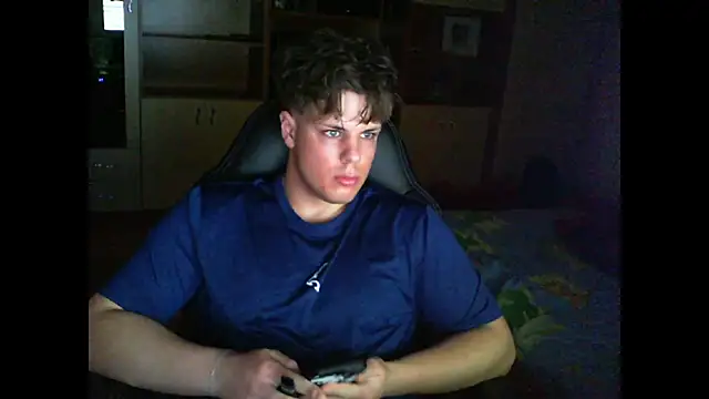 Snapshot of GymGuy0505 chatting on 28, 2, 2026 GymGuy0505 online show from 28, 2, 2026