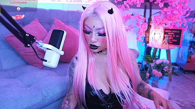 Snapshot of Hayami_Lee chatting on 6, 6, 2026 Hayami Lee online show from 6, 6, 2026