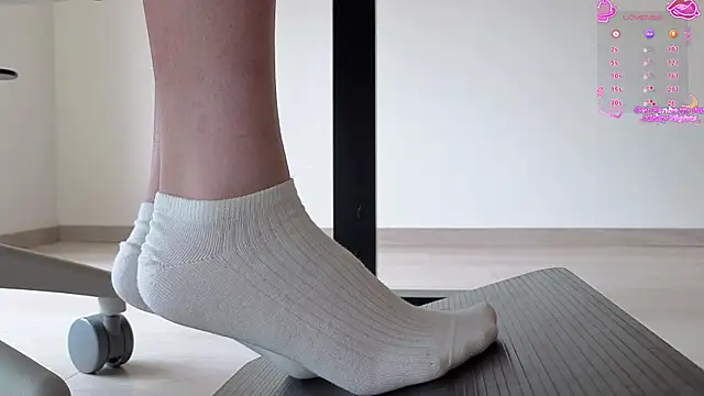 Feetbeth online show from 15, 4, 2026