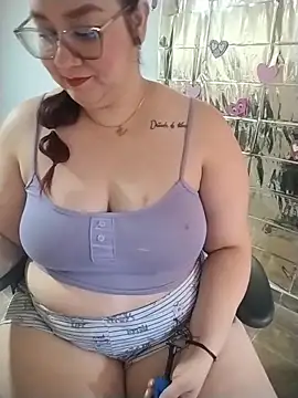 Snapshot of sharon_G chatting on 9, 2, 2026 sharon G online show from 9, 2, 2026