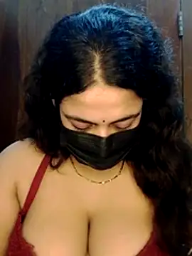 Snapshot of nosrat014 chatting on 13, 5, 2026 nosrat014 online show from 13, 5, 2026