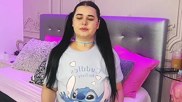 ZuriSaint online show from 12, 2, 2026