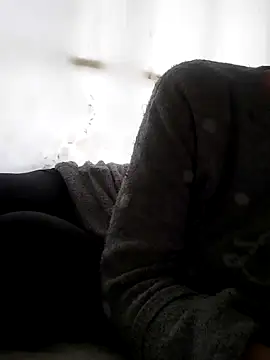 NovaMia online show from 4, 2, 2026