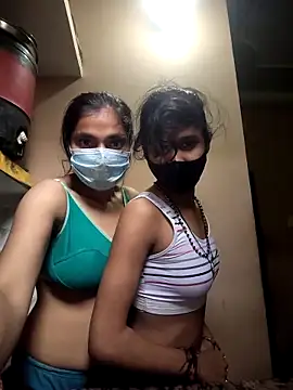 Snapshot of jaanvi-Rani chatting on 3, 2, 2026 jaanvi-Rani online show from 3, 2, 2026