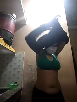 Snapshot of jaanvi-Rani chatting on 4, 2, 2026 jaanvi-Rani online show from 4, 2, 2026