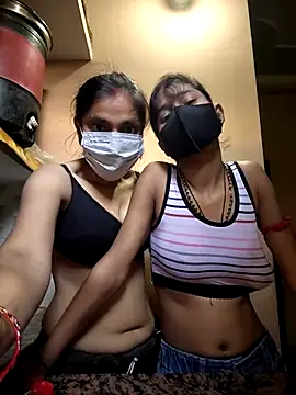 Snapshot of jaanvi-Rani chatting on 14, 2, 2026 jaanvi-Rani online show from 14, 2, 2026