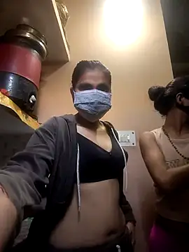 Snapshot of jaanvi-Rani chatting on 19, 2, 2026 jaanvi-Rani online show from 19, 2, 2026