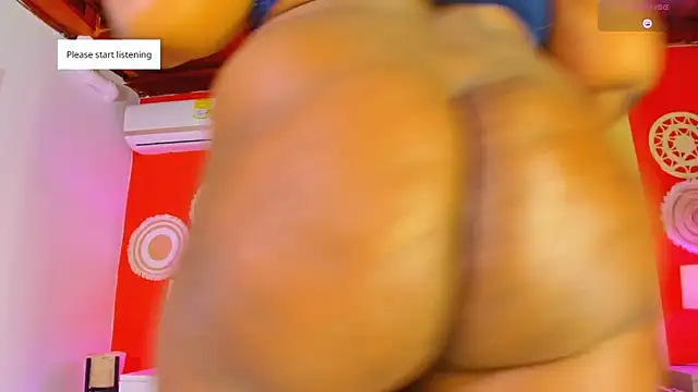 NikollSalas online show from 25, 2, 2026