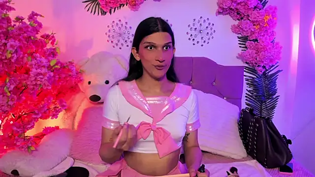 Snapshot of Bianca_baldwin_ chatting on 6, 5, 2026 Bianca baldwin online show from 6, 5, 2026