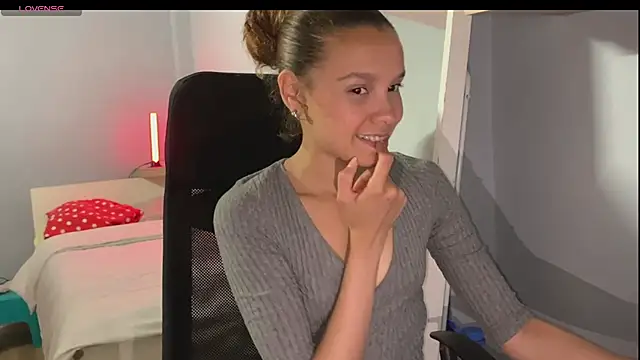 Sunshineegirll online show from 26, 6, 2026