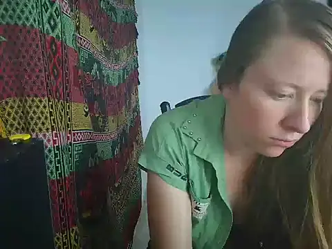 Snapshot of arianna_blonde chatting on 4, 3, 2026 arianna blonde online show from 4, 3, 2026