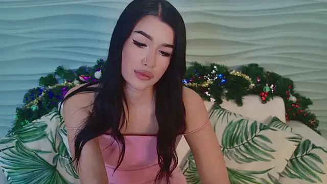 LittleMia- online show from 17, 12, 2025